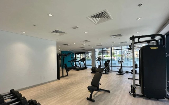 Elegant Studio w Balcony View Near Downtown Dubai