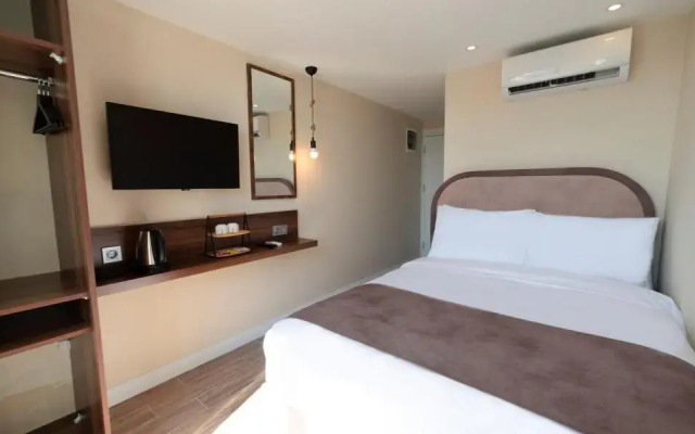 The Mori Club Hotel