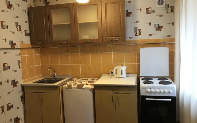 Apartment in the center in 80s style