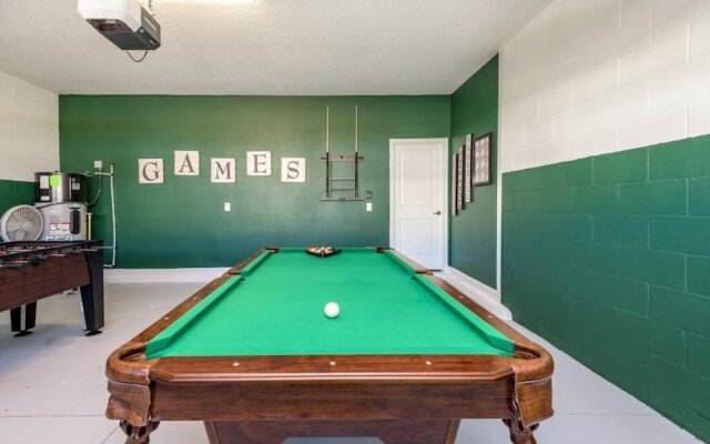 8908sd00 6 Bedroom Villa by RedAwning