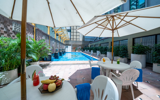 Hotel Golden Dragon