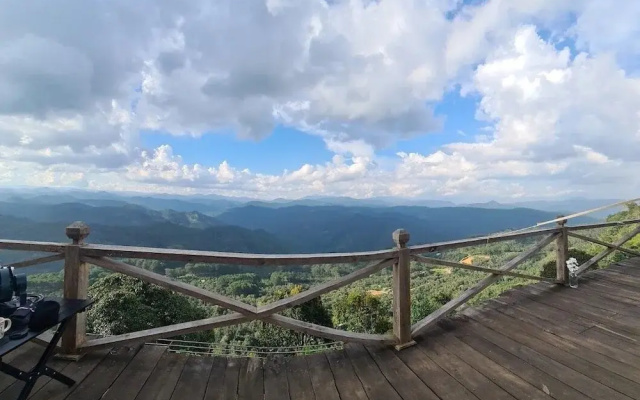 Cloud9 & Cloud View Glamping