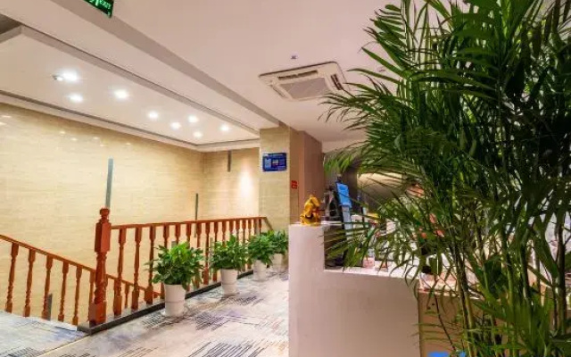 Xiyun Hotel ( Xiangyang Ancient City Branch)