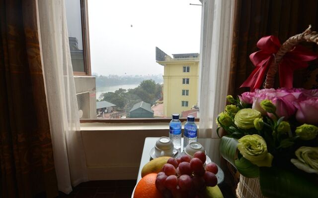 Hanoi Silver Moon Lakeview Hotel