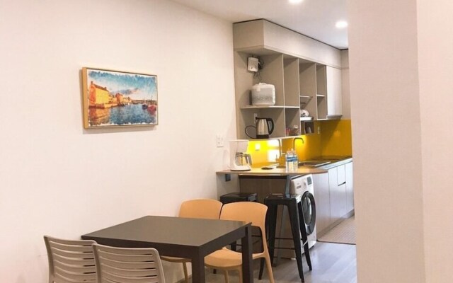 P&L Apartment