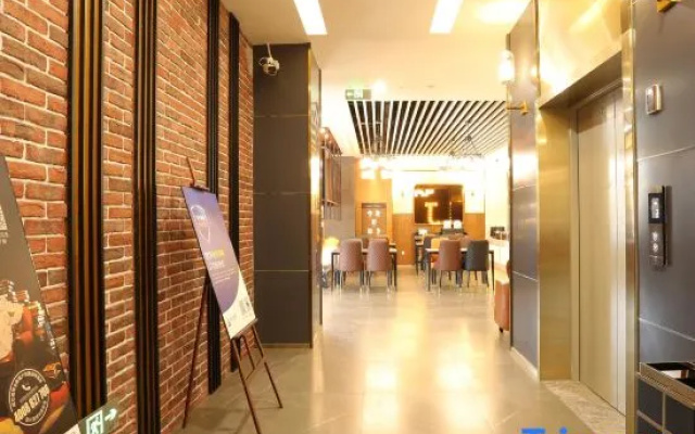 James Joyce Coffetel Hotel (Tangshan Bei Damai Square)
