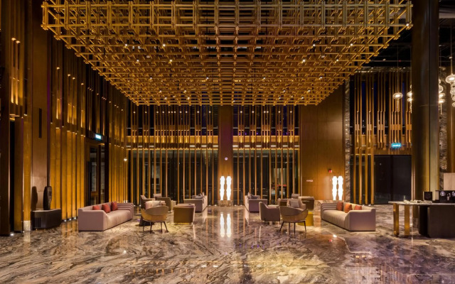 M Resort & Hotel