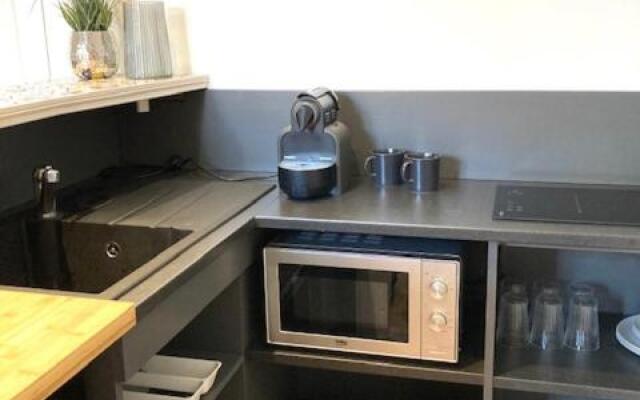 Studio standing, hyper centre, très calme