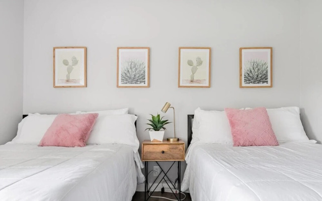 Spa-inspired Modern Oasis Near Downtown Nashville