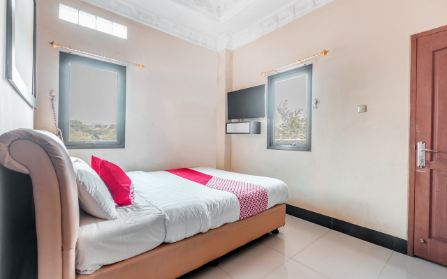 Super OYO 1640 Fallinda Hotel