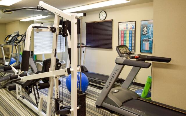 Candlewood Suites Wichita Northeast