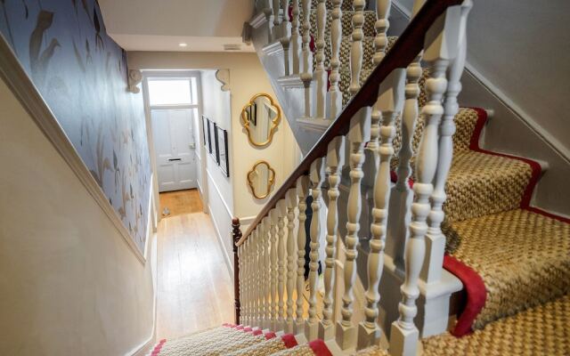 Exquisite Designers Abode