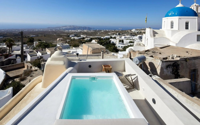 Thiro Villas Santorini
