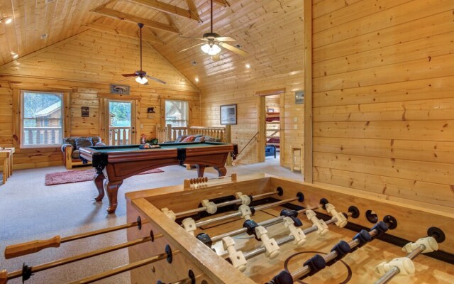 Moonlight Lodge
