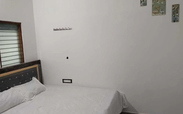 Oyo 703717 Hotel Grand Ms