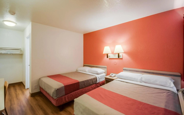 Motel 6 Bellingham, WA