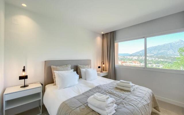 Heated Rooftop Pool Penthouse Views Magna Marbella