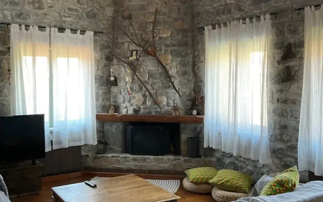 Vitina Number 5 House