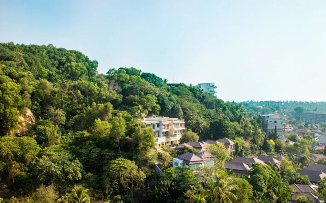 Seaview modern Apartment at Karon Hill