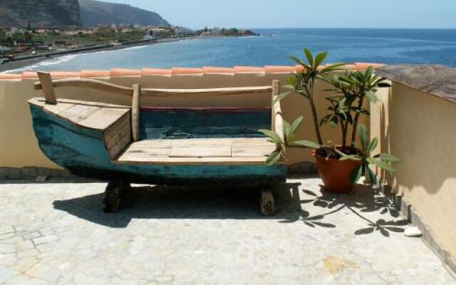 The Gomera Lounge