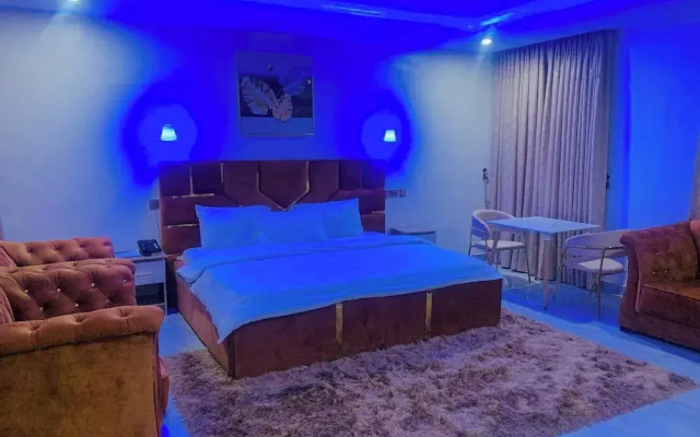 Lintoc Hotel & Suites Ltd