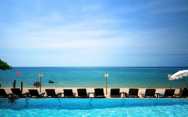 The Hive Hotel Samui