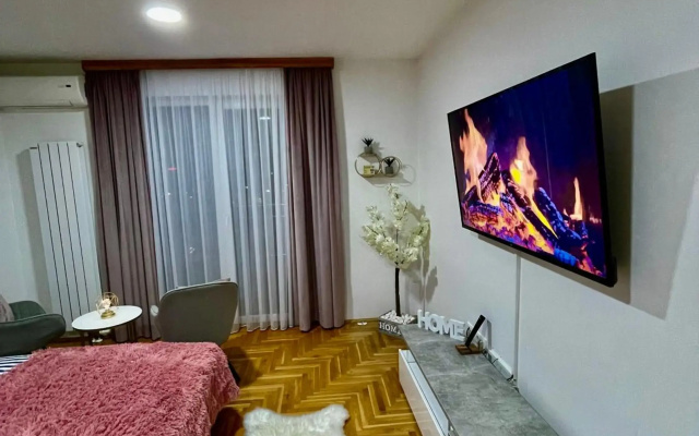 Farola Apartment