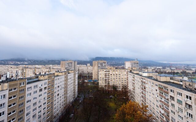 WaterFront City Apartments by UrbanRent