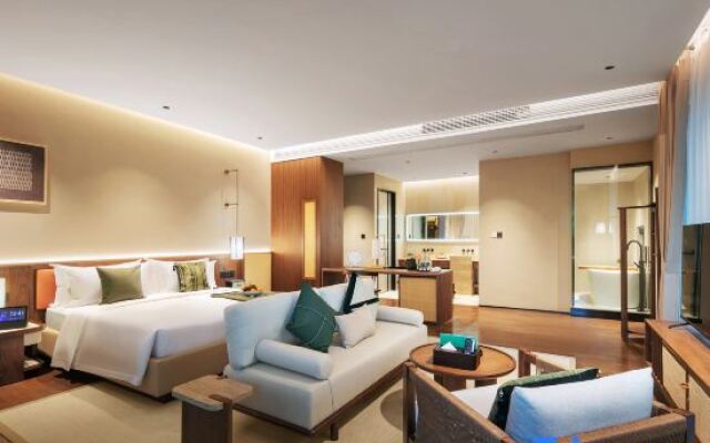 Mulin Riverside Hotel