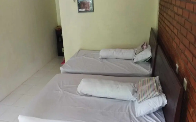 Borobudur Kampung Homestay - M Maslah