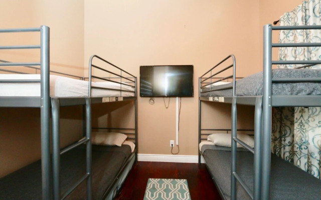 Villa at Pleasant Lake