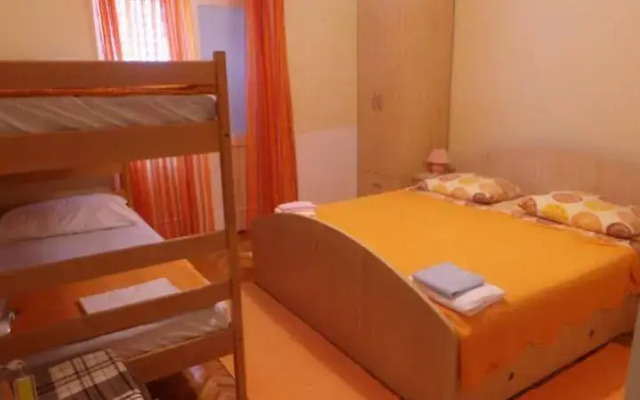 Pension Vice