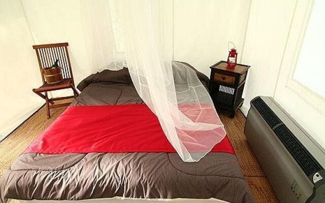 Khao Kheaw es-ta-te Camping Resort & Safari