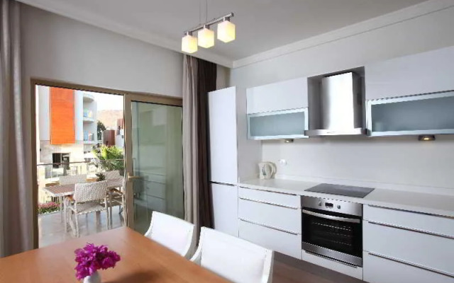 Sundance Residences & Suites Hotel