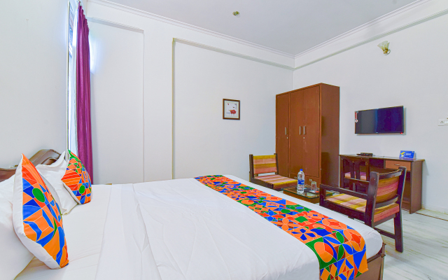 Fabhotel Gitanjali