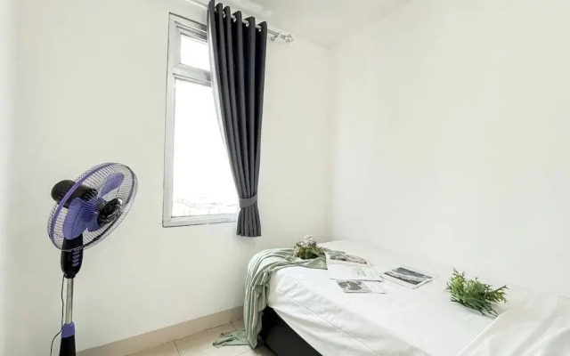 Basic 2Br Apartment At Green Bay Pluit