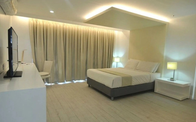 LeBlanc Hotel and Resort