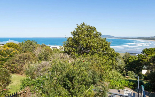 THE LOOKOUT AT GERROA Gerroa 4pm check out Sundays