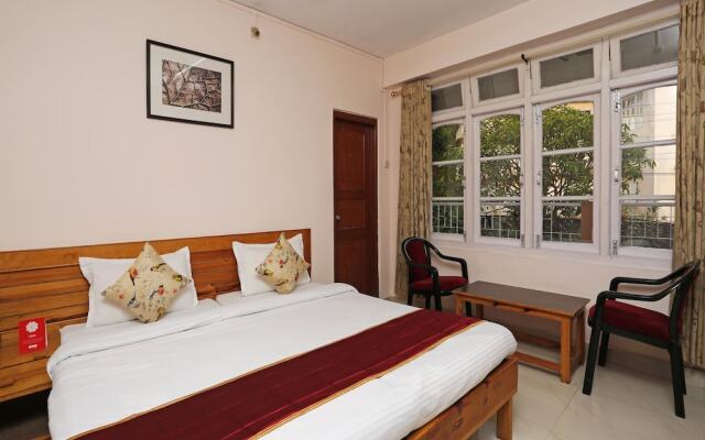 OYO 4740 White Orchid