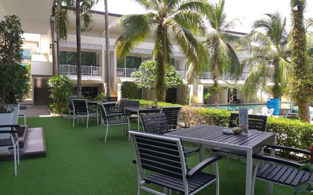 A2 Pool Resort