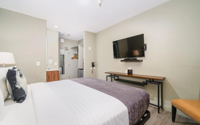 Urban Boutique Hotel