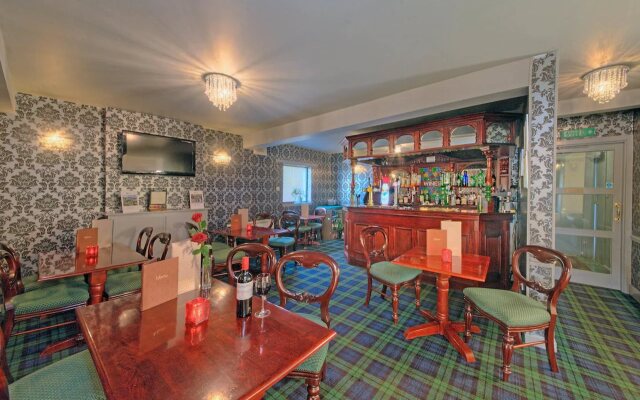 Muthu Queens Hotel