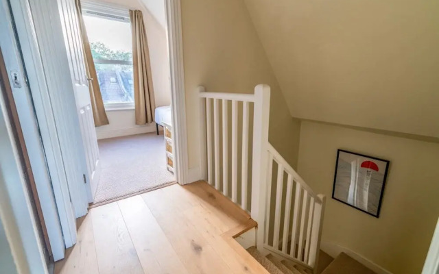 Beautiful Two Bedroom Abode In Clapham