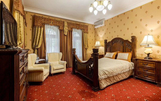 Luxury Boutique Andreevskiy