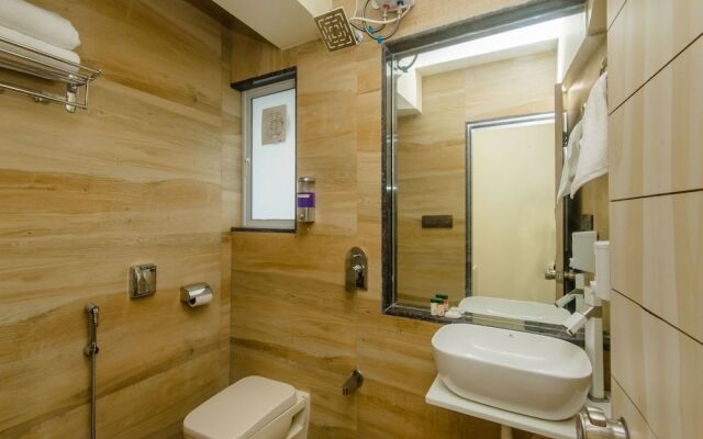 OYO 10899 Hotel Meadow Inn