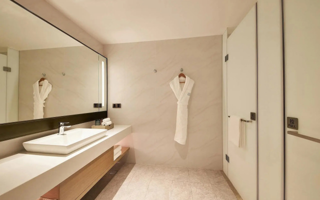 Four Points by Sheraton Jiaxing
