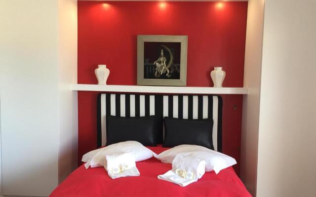 Casino & Beach Apartment