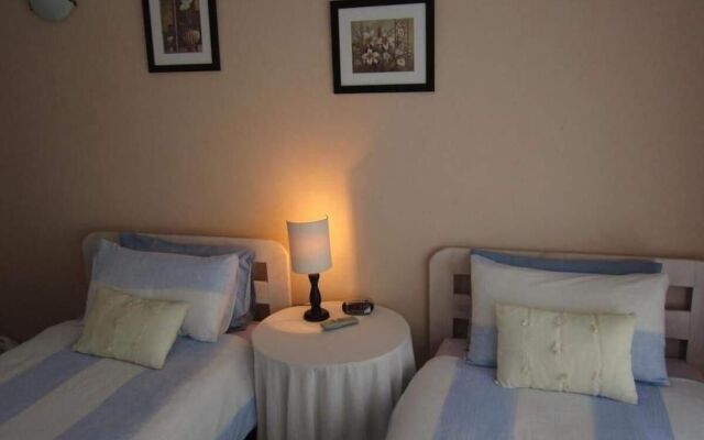 Two Owls Guest House