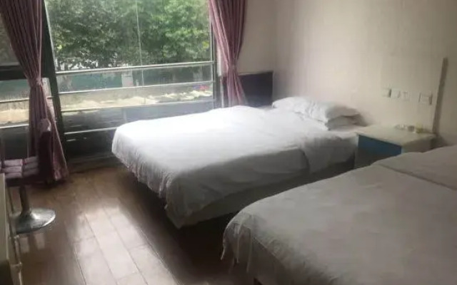Holiday Inn Shanghai Starwood