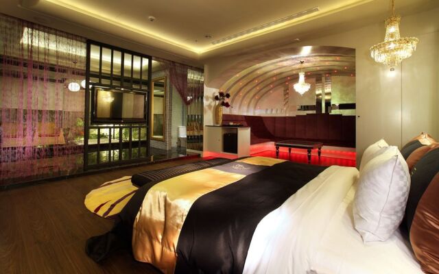 Seeking Motel